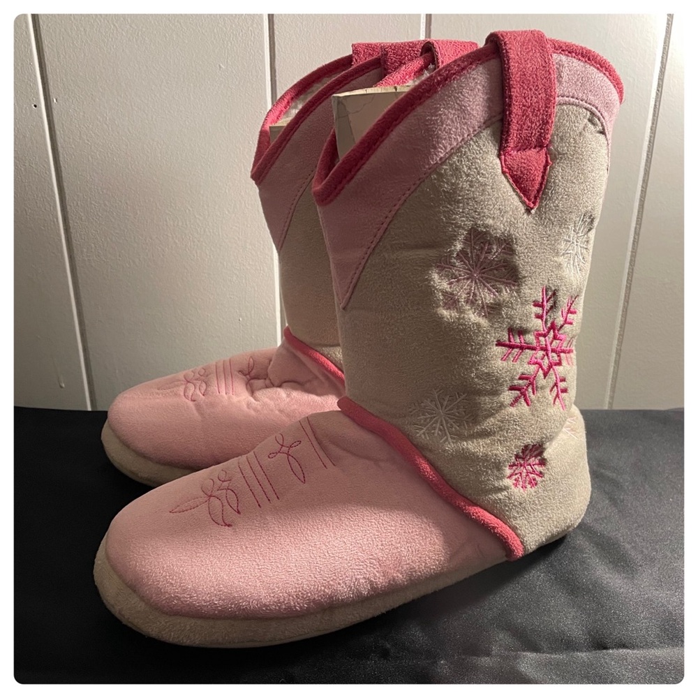 PJ salvage snowflake slipper boots